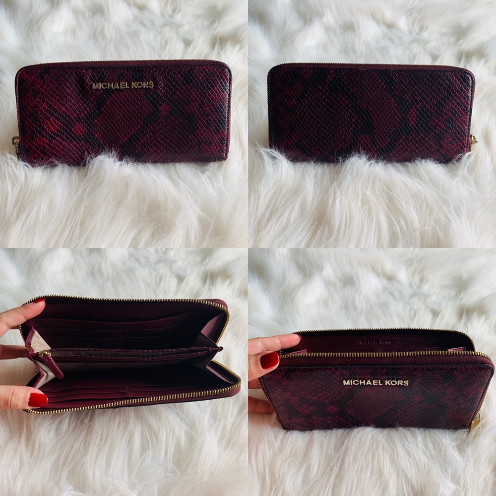 Micheal kors wallet